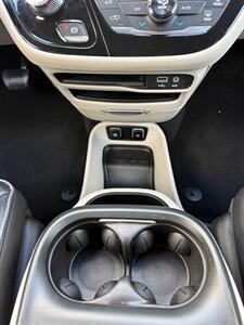 2018 Chrysler Pacifica Limited - Photo 20 - Fremont, CA 94536