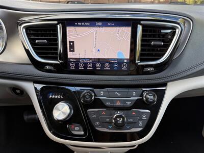 2018 Chrysler Pacifica Limited - Photo 19 - Fremont, CA 94536