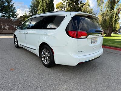 2018 Chrysler Pacifica Limited - Photo 4 - Fremont, CA 94536