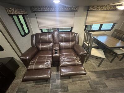 2017 Keystone Bullet 30RIPR  YES FINANCING IS AVAILABLE!!!! - Photo 12 - Molalla, OR 97038