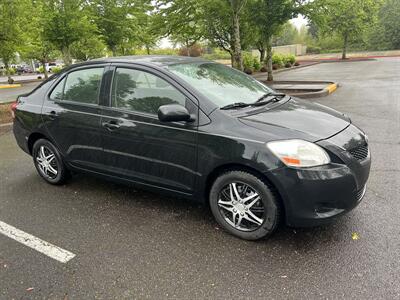 2012 Toyota Yaris base 4d sedan  YES FINANCING IS AVAILABLE!!!! - Photo 2 - Molalla, OR 97038
