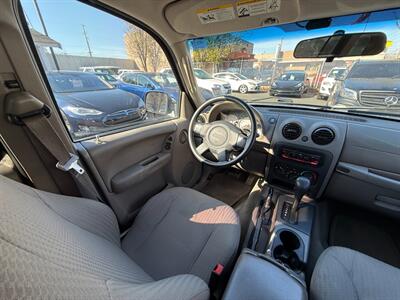 2004 Jeep Liberty Sport - Photo 15 - San Leandro, CA 94578