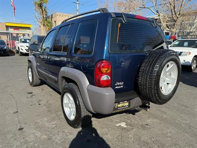 2004 Jeep Liberty Sport - Photo 7 - San Leandro, CA 94578