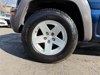 2004 Jeep Liberty Sport - Photo 9 - San Leandro, CA 94578