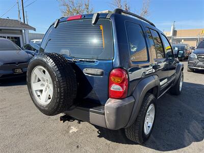 2004 Jeep Liberty Sport - Photo 5 - San Leandro, CA 94578