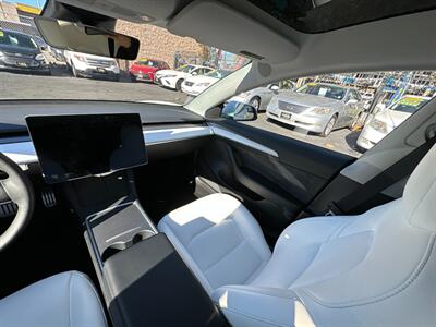 2021 Tesla Model 3 Performance   - Photo 16 - San Leandro, CA 94578