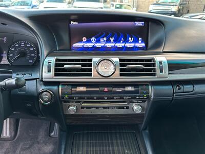 2013 Lexus LS 460   - Photo 18 - San Leandro, CA 94578