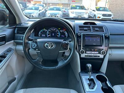 2014 Toyota Camry Hybrid XLE   - Photo 16 - San Leandro, CA 94578