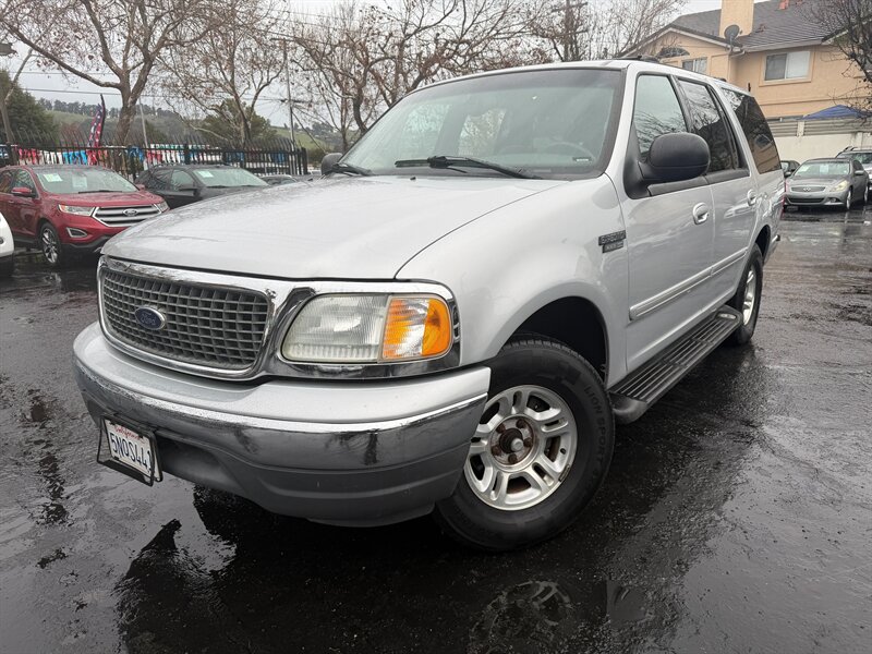 2002 Ford Expedition Base