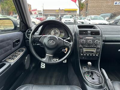 2002 Lexus IS 300   - Photo 17 - San Leandro, CA 94578