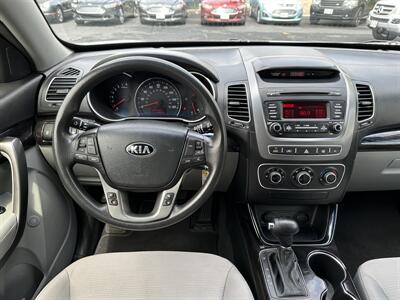 2015 Kia Sorento LX-V6 AWD 7-Seater   - Photo 16 - San Leandro, CA 94578