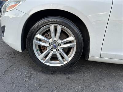 2011 Volvo S60 T6   - Photo 9 - San Leandro, CA 94578