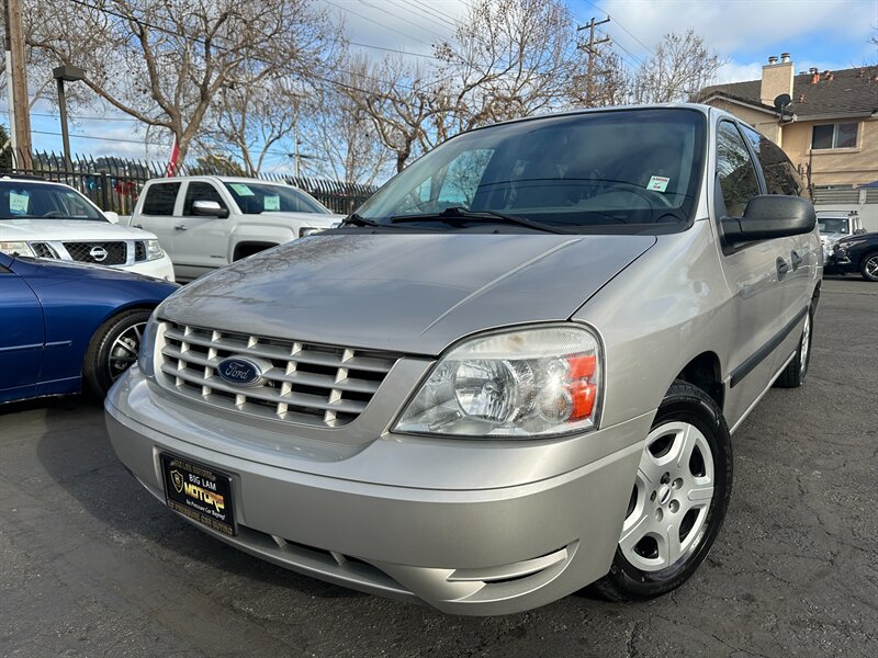 2004 Ford Freestar SE