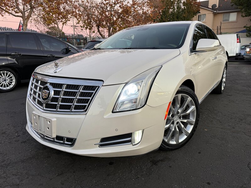 2013 Cadillac XTS Premium Collection  