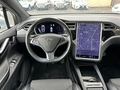 2017 Tesla Model X 75D   - Photo 17 - San Leandro, CA 94578