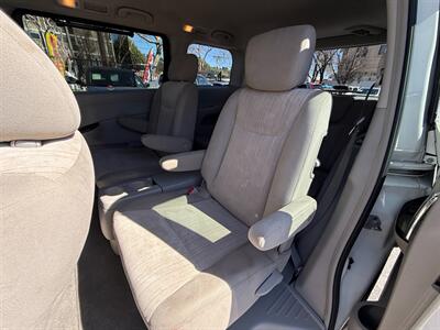 2013 Nissan Quest 3.5 SV   - Photo 21 - San Leandro, CA 94578