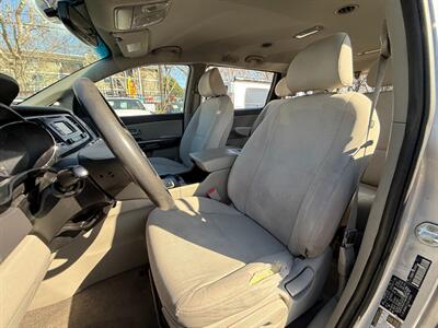 2016 Kia Sedona L   - Photo 12 - San Leandro, CA 94578