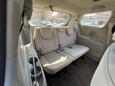 2016 Kia Sedona L   - Photo 24 - San Leandro, CA 94578