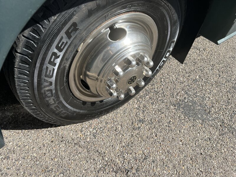 1997 PACE ARROW 36B VISION CLASS A 36A - Photo 23 - Albuquerque, NM 87108