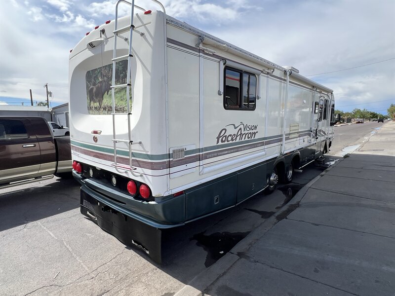 1997 PACE ARROW 36B VISION CLASS A 36A - Photo 6 - Albuquerque, NM 87108