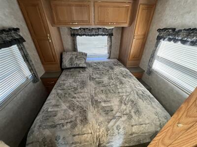 2004 Georgie Boy VELOSITY 2990   - Photo 14 - Albuquerque, NM 87108