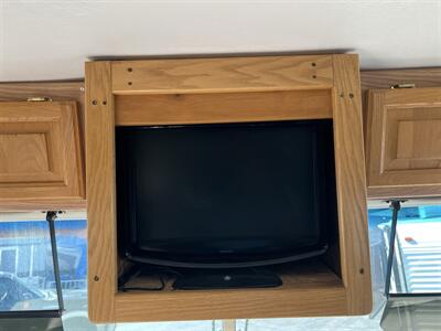 2004 Georgie Boy VELOSITY 2990   - Photo 19 - Albuquerque, NM 87108