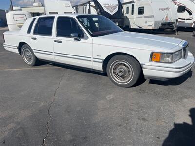 1991 Lincoln Town Car   - Photo 1 - Albuquerque, NM 87108
