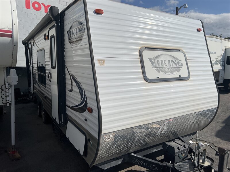 2017 FORESTRIVER 21FQ VIKING ULTRA-LITE   - Photo 1 - Albuquerque, NM 87108