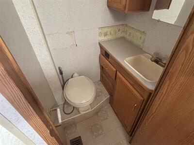 2002 WINNEBAGO SIGHTSEER 30B   - Photo 16 - Albuquerque, NM 87108