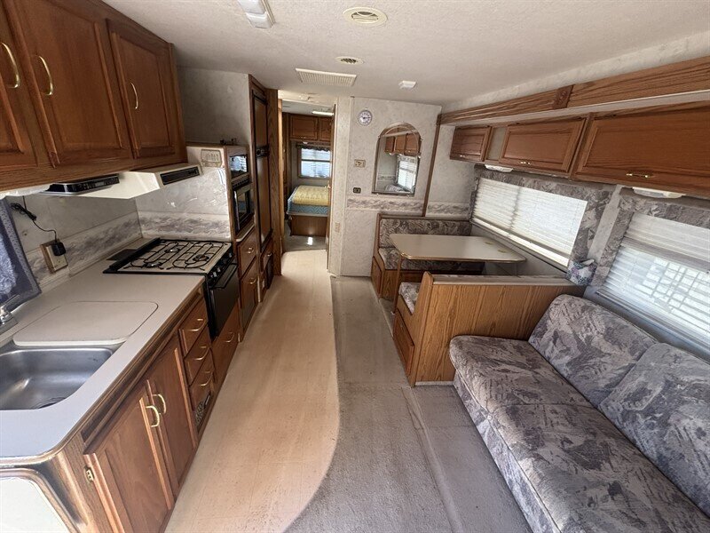 2000 Ford E-450 SD - Photo 12 - Albuquerque, NM 87108