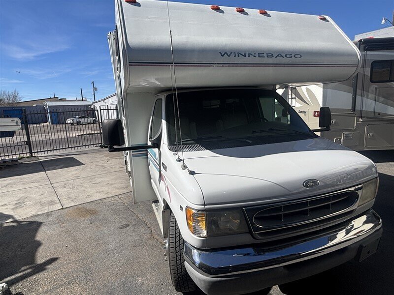 2000 Ford E-450 SD   - Photo 1 - Albuquerque, NM 87108