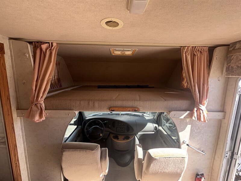 2000 Ford E-450 SD - Photo 8 - Albuquerque, NM 87108