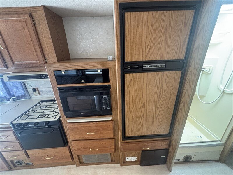 2000 Ford E-450 SD - Photo 14 - Albuquerque, NM 87108