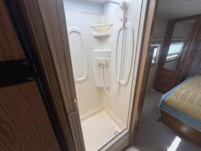 2000 Ford E-450 SD - Photo 13 - Albuquerque, NM 87108