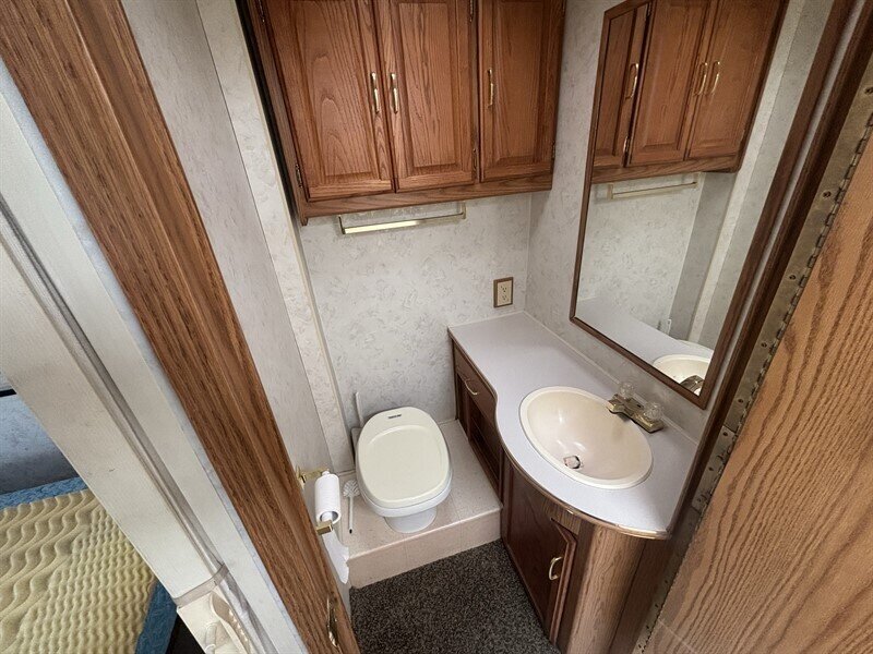 2000 Ford E-450 SD - Photo 16 - Albuquerque, NM 87108