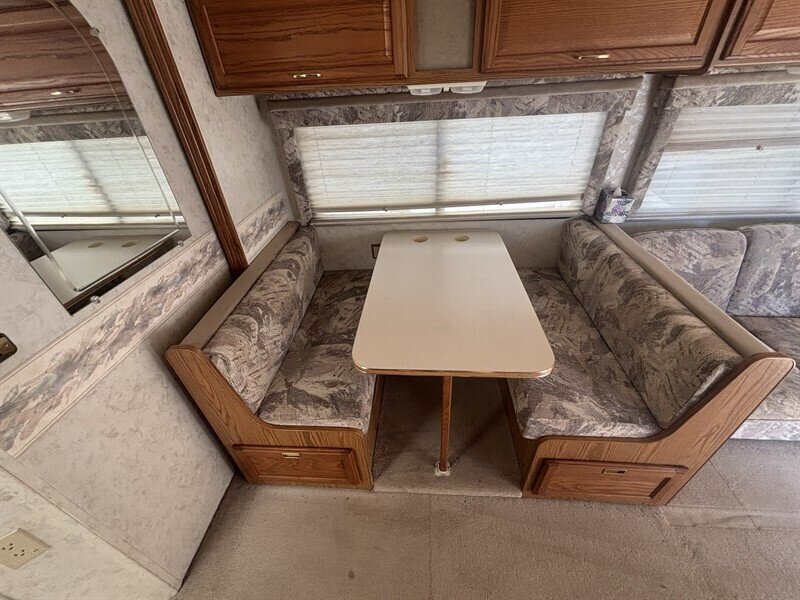 2000 Ford E-450 SD - Photo 10 - Albuquerque, NM 87108