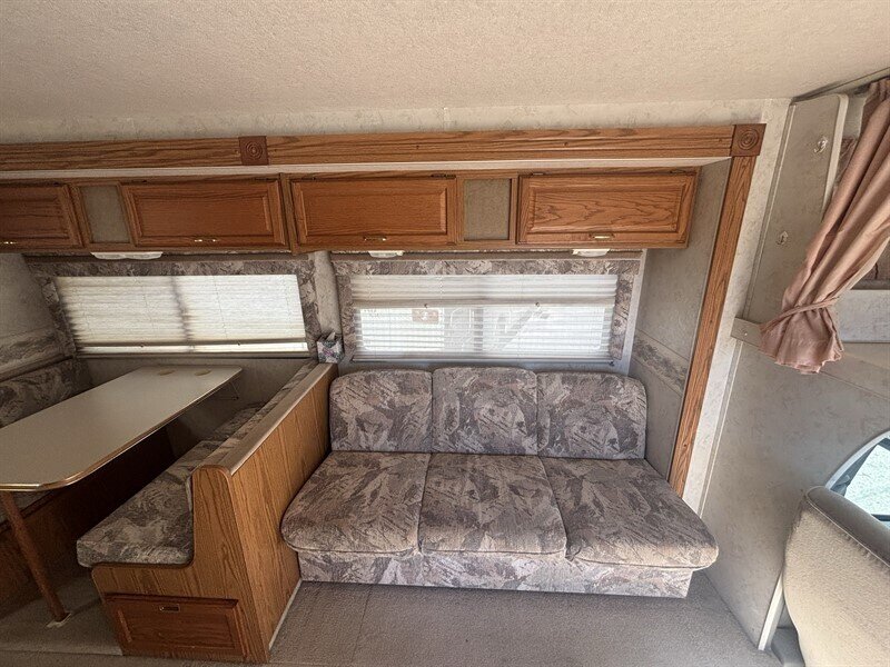 2000 Ford E-450 SD - Photo 9 - Albuquerque, NM 87108