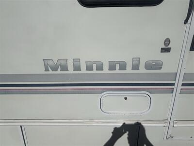 2000 Ford E-450 SD - Photo 5 - Albuquerque, NM 87108