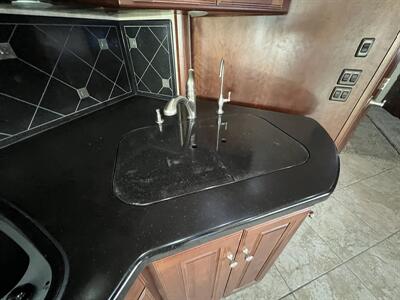 2011 Winnebago 40CD Tour   - Photo 16 - Albuquerque, NM 87108