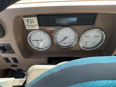 2011 Winnebago 40CD Tour   - Photo 18 - Albuquerque, NM 87108