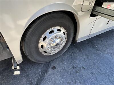 2011 Winnebago 40CD Tour   - Photo 28 - Albuquerque, NM 87108