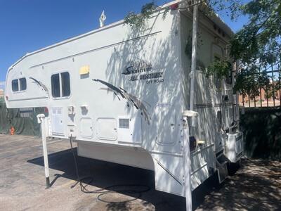 2005 SNOW RIVER TRUCK CAMPER 906 dinette slide  Overhead camper - Photo 2 - Albuquerque, NM 87108