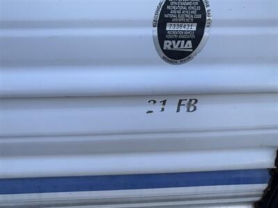2002 FORESTRIVER 21FB ALL AMERICAN SPORT toy hauler - Photo 5 - Albuquerque, NM 87108