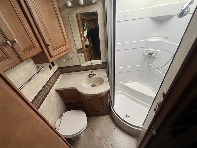 2012 Itasca Suncruiser 35P - Photo 4 - Albuquerque, NM 87108