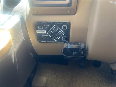 2012 Itasca Suncruiser 35P - Photo 33 - Albuquerque, NM 87108