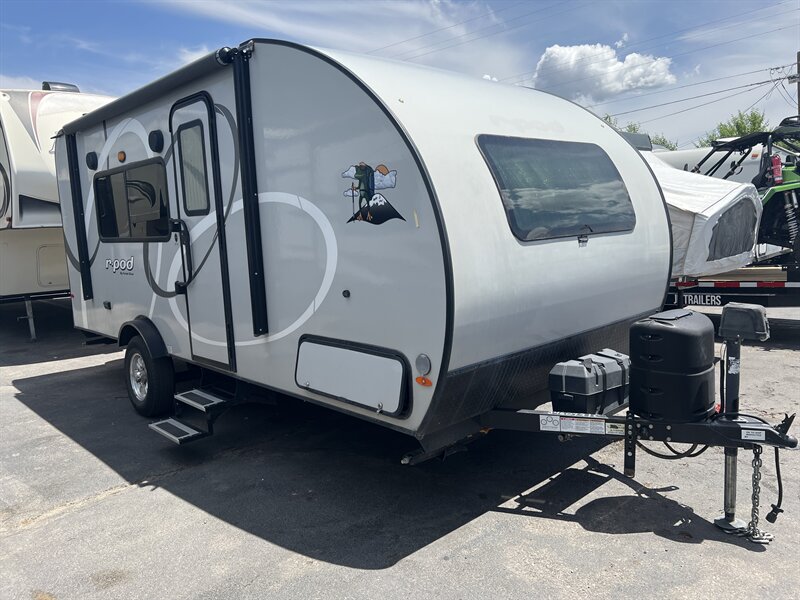 2021 FORESTRIVER 192 R-POD  