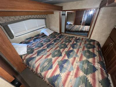2012 HOLIDAY RAMBLER 31FS3 ALUMA-LITE   - Photo 6 - Albuquerque, NM 87108