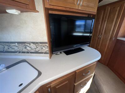 2012 HOLIDAY RAMBLER 31FS3 ALUMA-LITE   - Photo 27 - Albuquerque, NM 87108