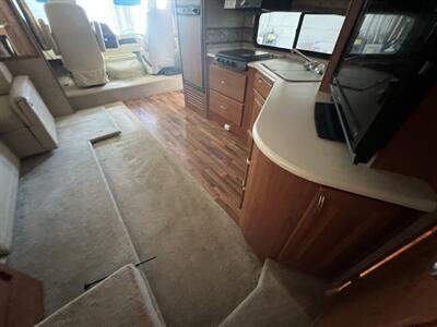 2012 HOLIDAY RAMBLER 31FS3 ALUMA-LITE   - Photo 4 - Albuquerque, NM 87108