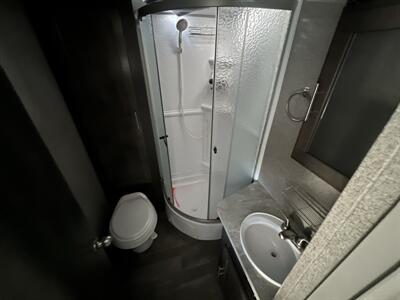 2019 Forest River Flagstaff Lite   - Photo 15 - Albuquerque, NM 87108